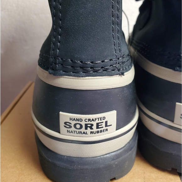 New Sorel Caribou Men's Snow Boots - Picture 4 of 6